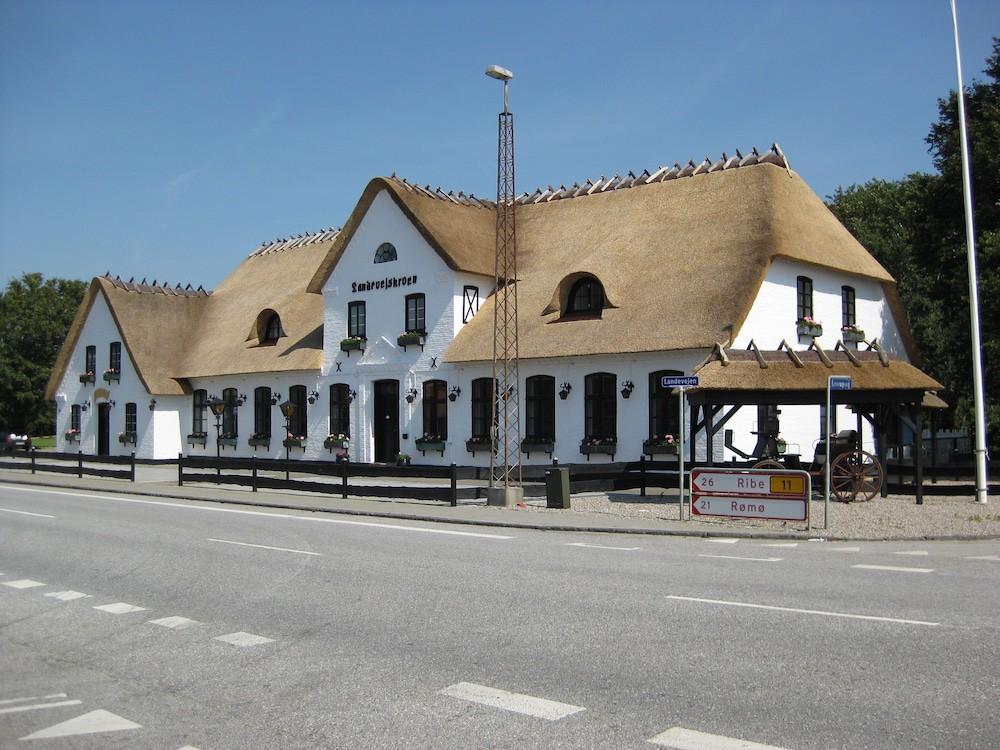Dostrup Landevejskro & Motel Skærbæk Buitenkant foto